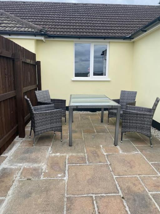Bungalow In Pillaton Saltash Bagian luar foto
